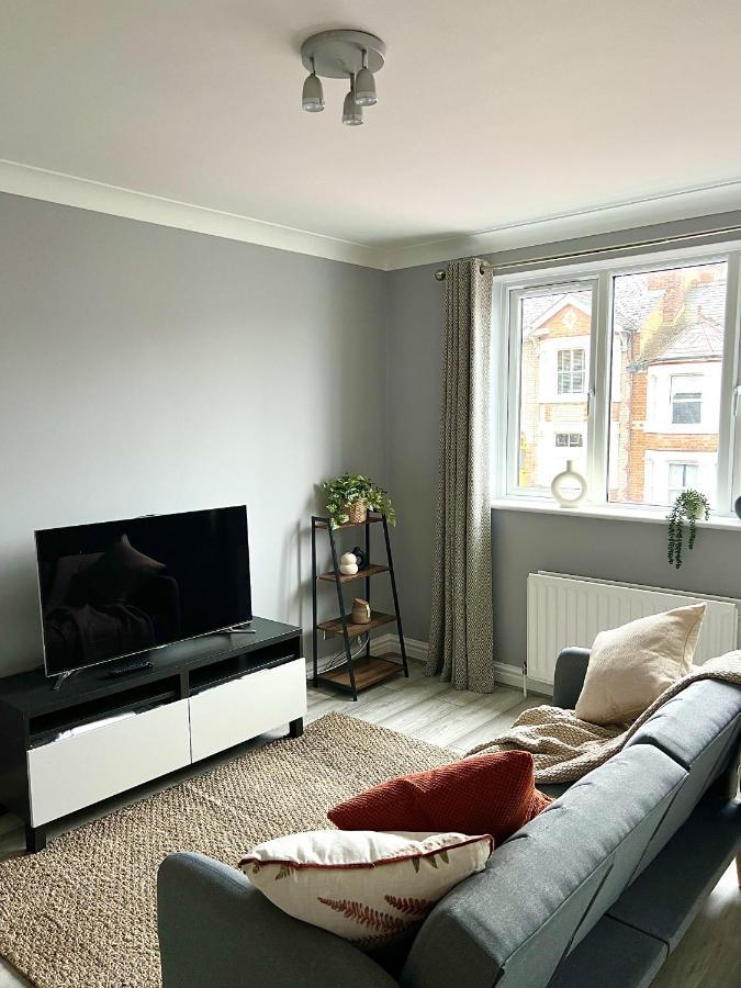 Franklin Suite - Reading City Centre - Free Parking - Close To Station المظهر الخارجي الصورة