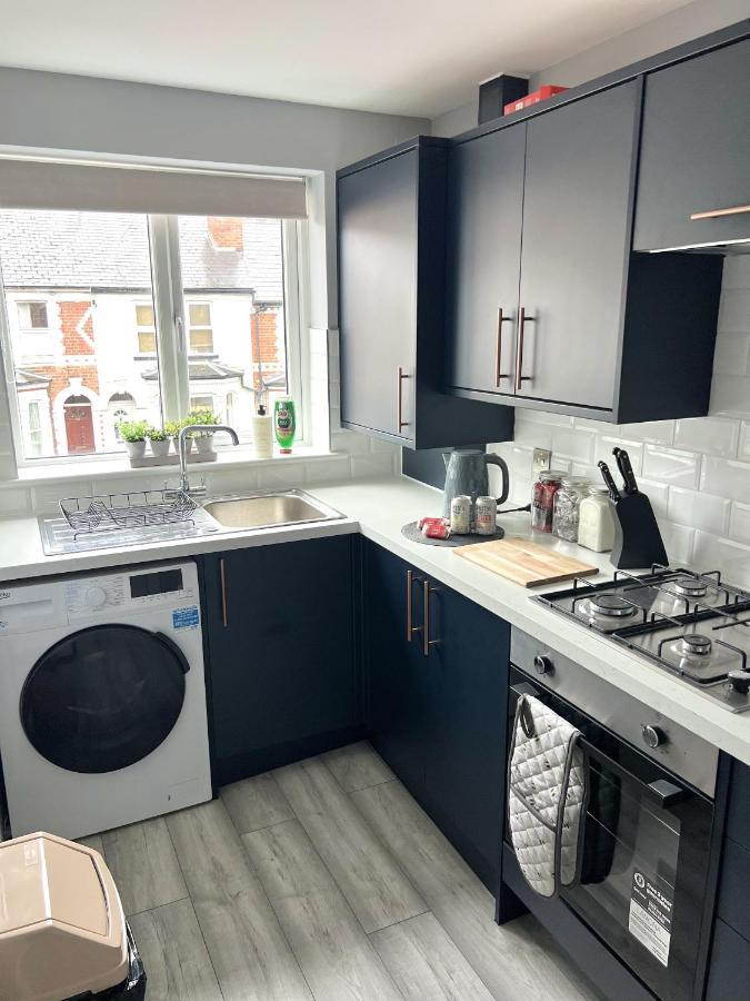 Franklin Suite - Reading City Centre - Free Parking - Close To Station المظهر الخارجي الصورة